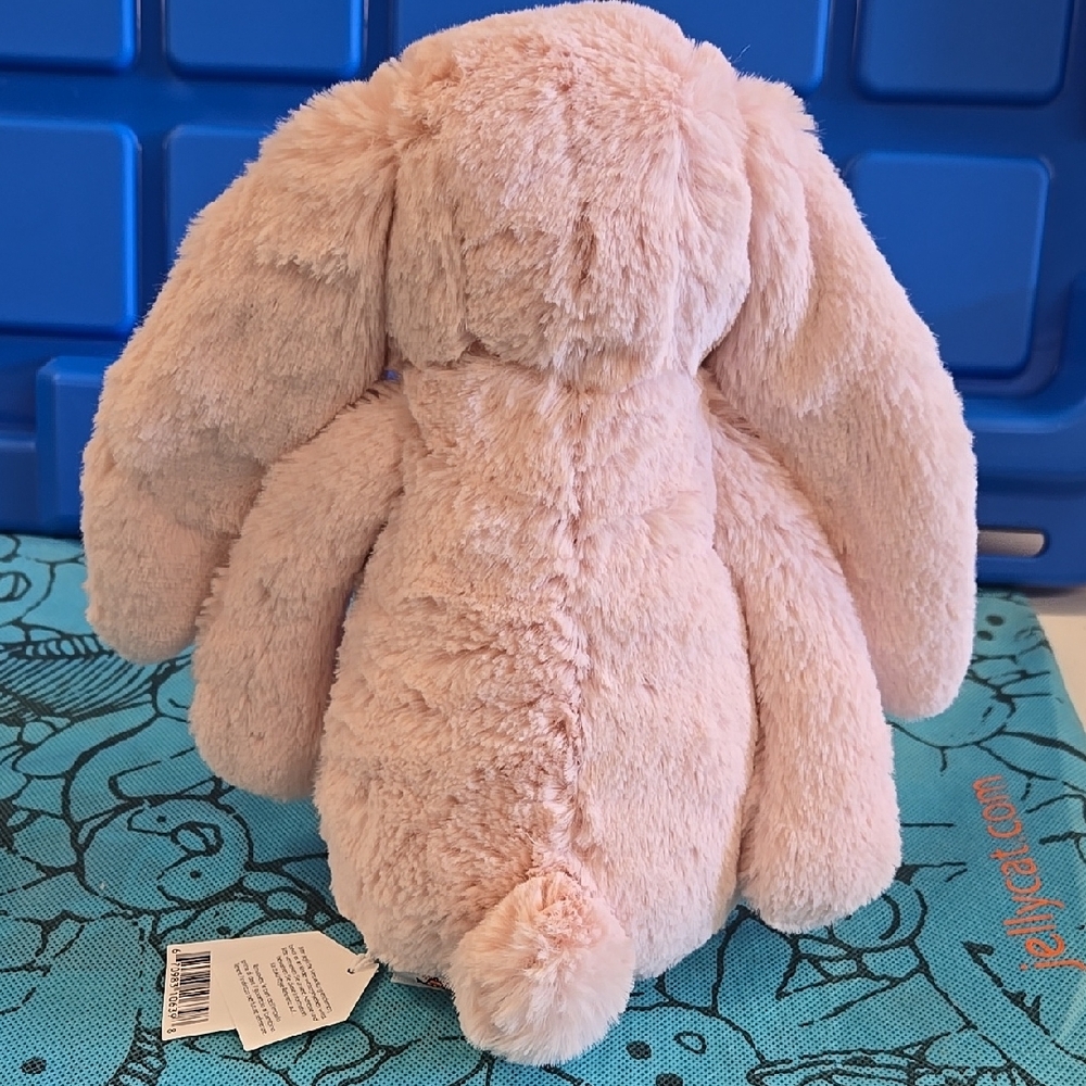 Jellycat Original Bashful Blush Bunny W/ Blue Bag - Picture 6 of 16